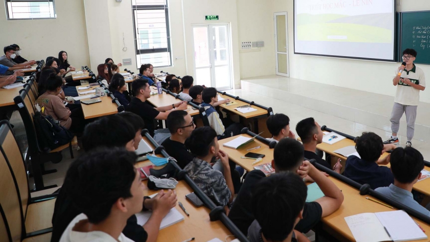 Đại học Quốc gia Hà Nội rút ngắn thời gian đào tạo cử nhân xuống còn 2,5 - 3 năm